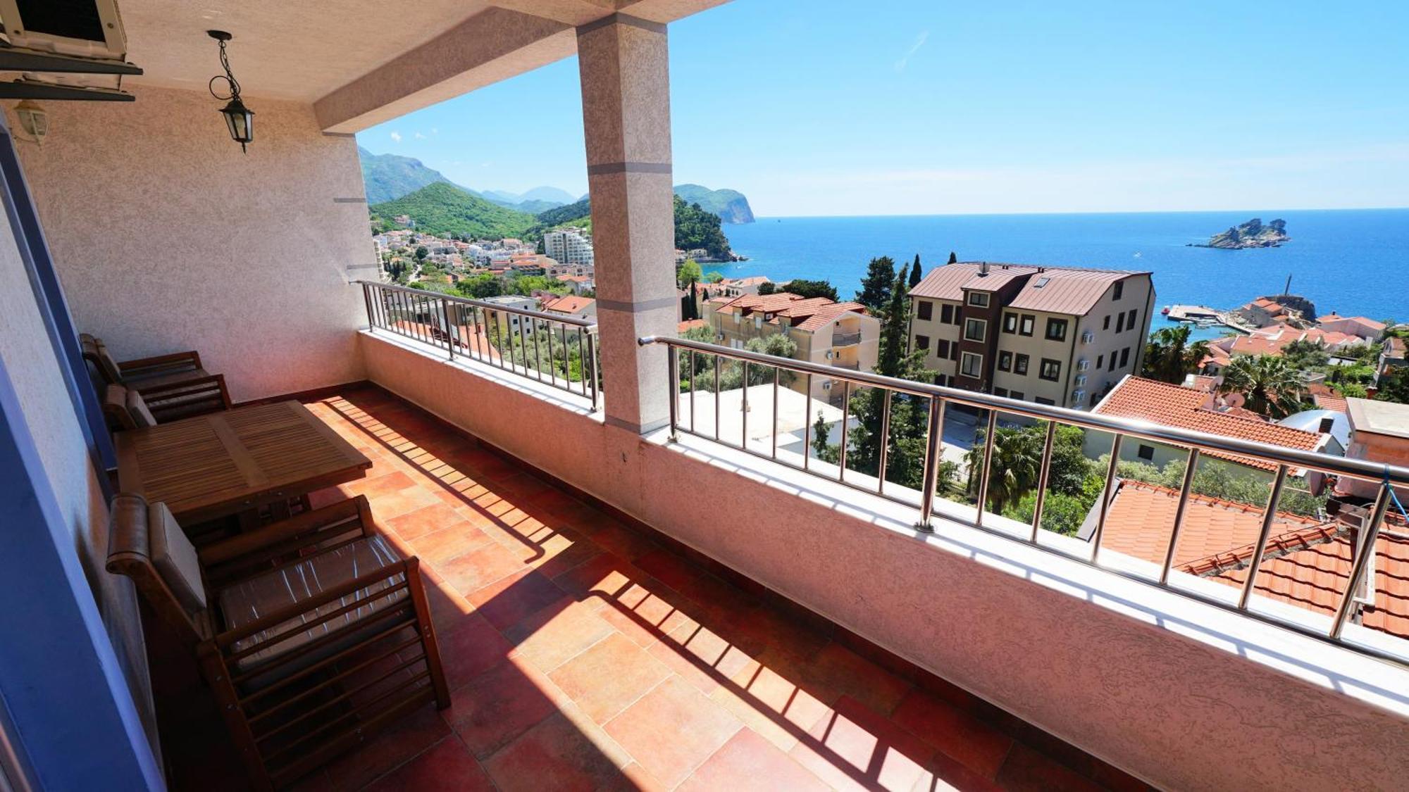 Medin Apartments Bluvista Petrovac Екстериор снимка