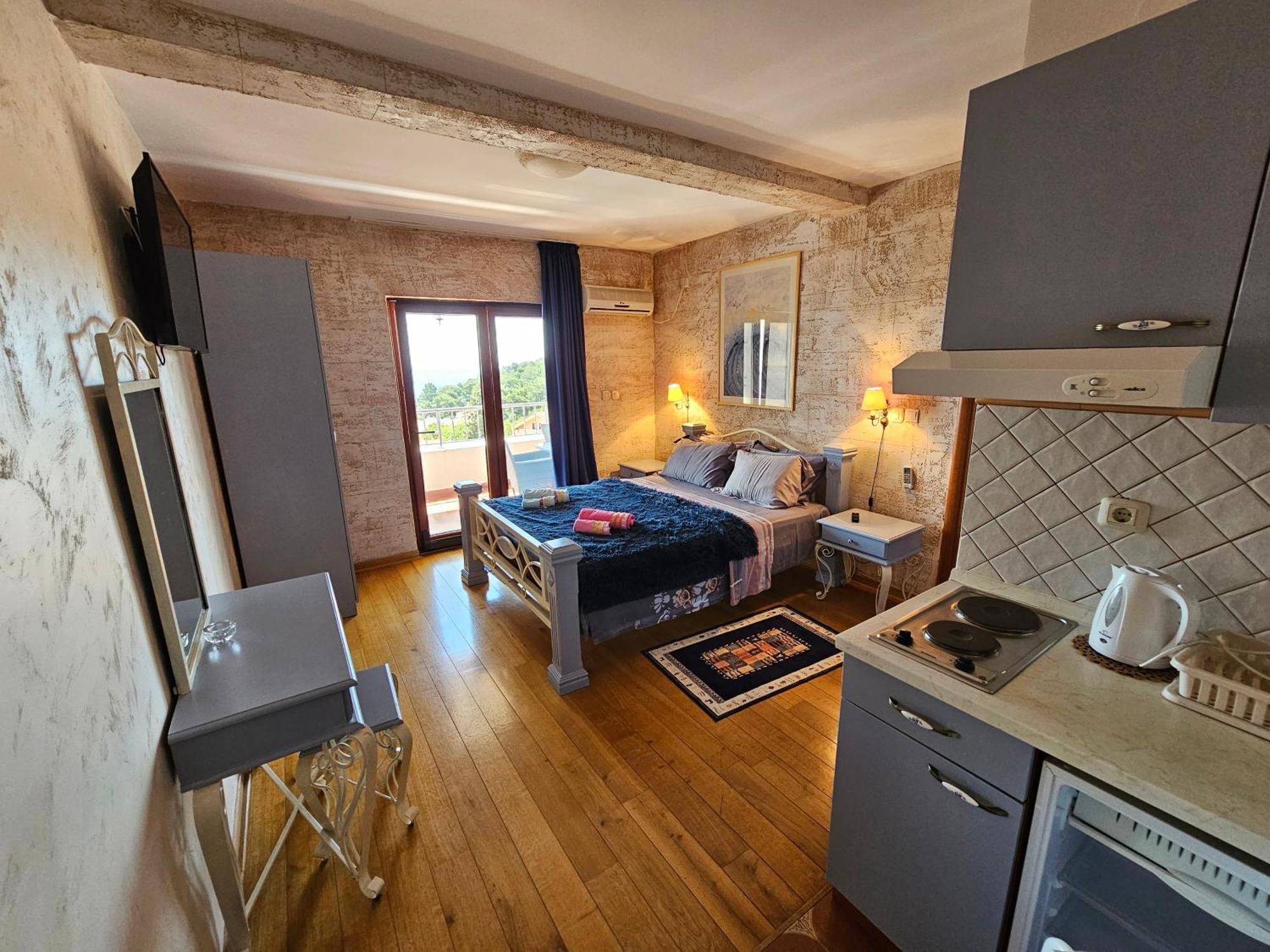 Medin Apartments Bluvista Petrovac Екстериор снимка