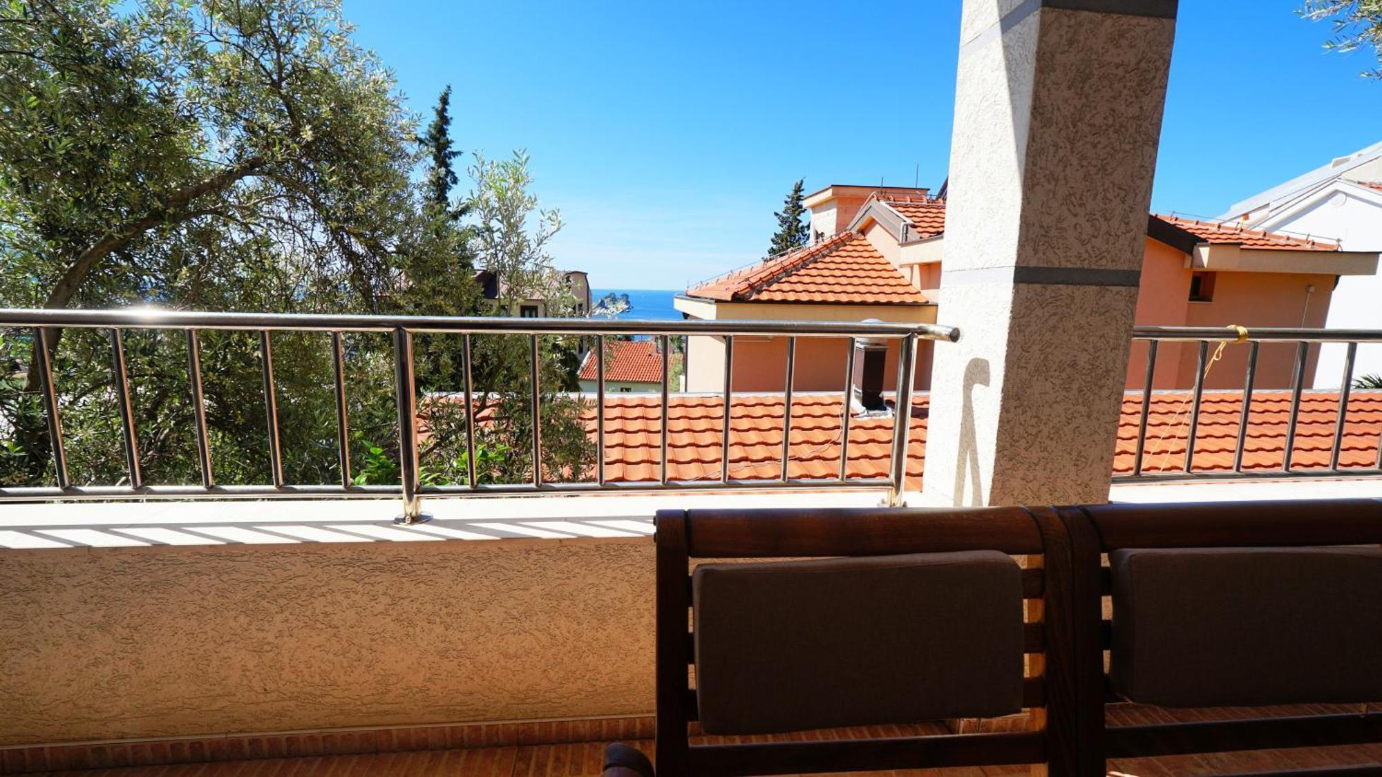 Medin Apartments Bluvista Petrovac Екстериор снимка